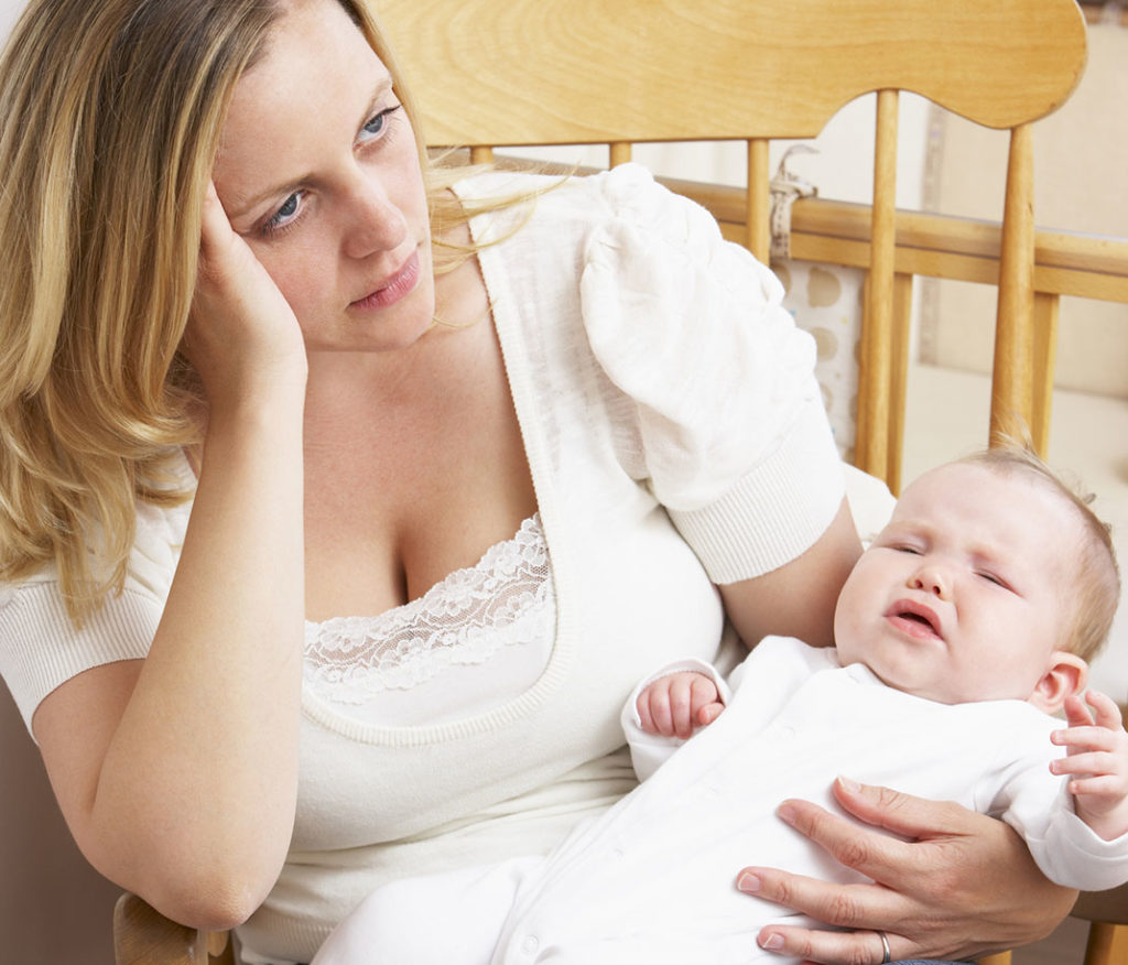 Poporodna depresija je pogosta težava mamic