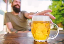 Pitje alkohola kaj je bolj nevarno